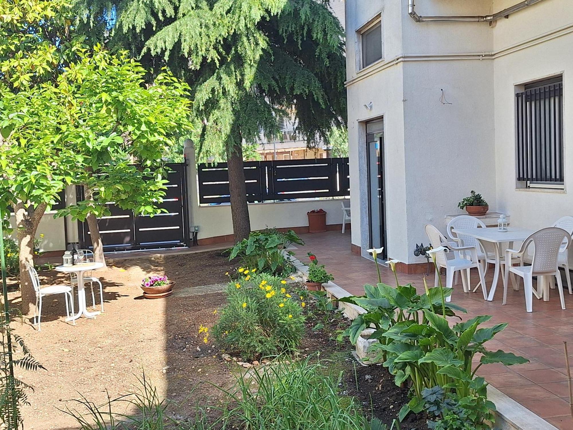 Casa Vacanze Al Parco Казамассима Экстерьер фото